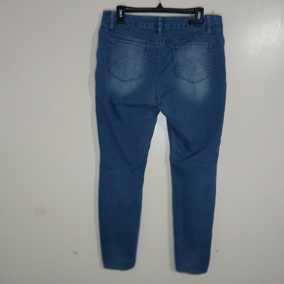Royalty Women's Size 10 Blue Jeans - Picture 2 of 12